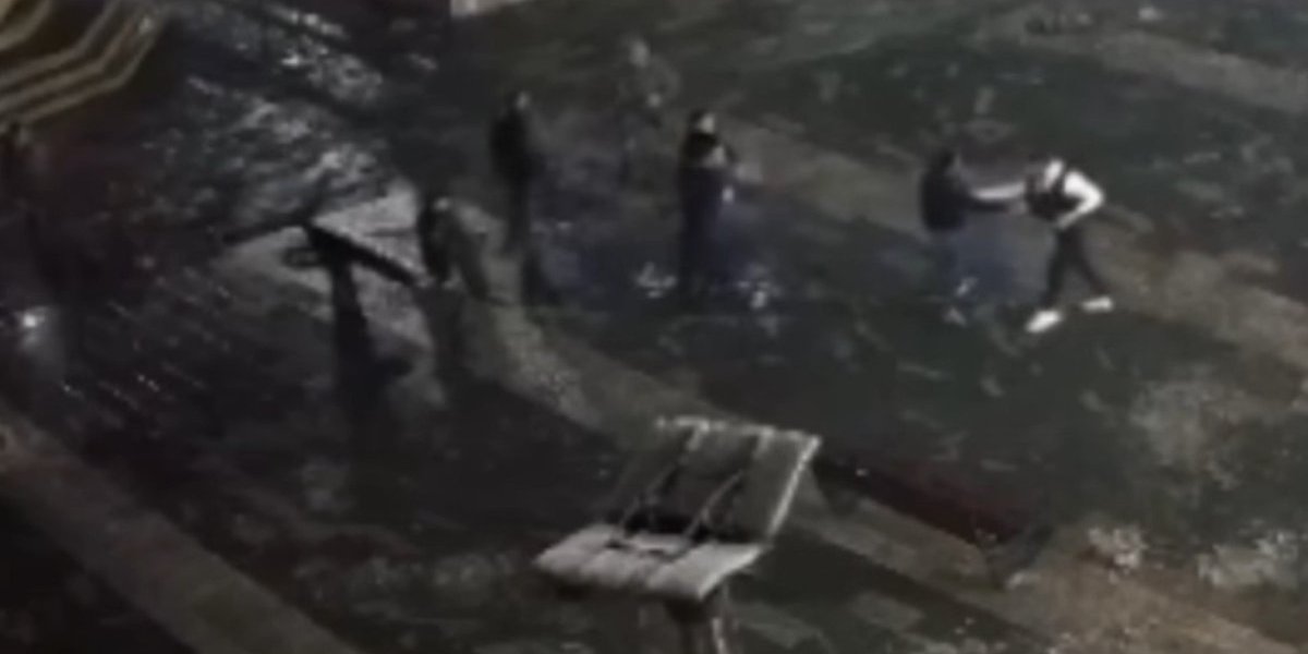 Tuča na gradskom trgu