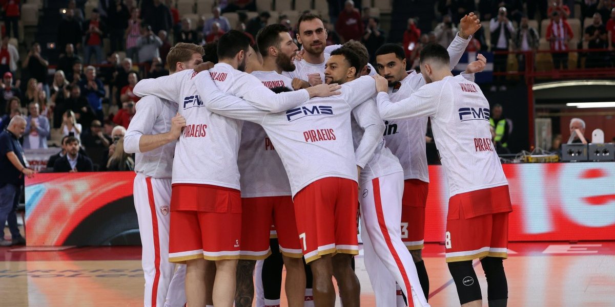 Bomba u Pireju! Olimpijakos potpisao gorostasa od 226 cm pred Zvezdu! (FOTO)