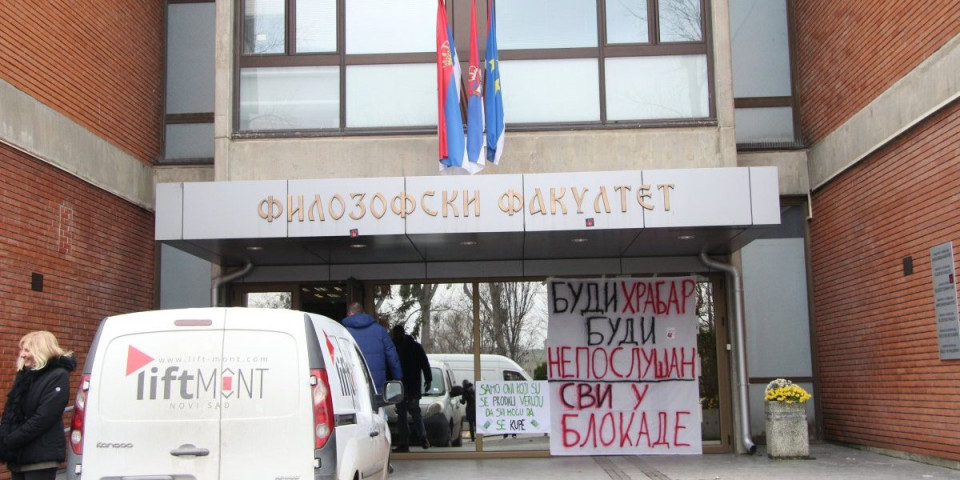 Totalni haos u redovima blokadera: Filozofski fakultet u Novom Sadu poručio - Ogradili smo se od njih... (FOTO)