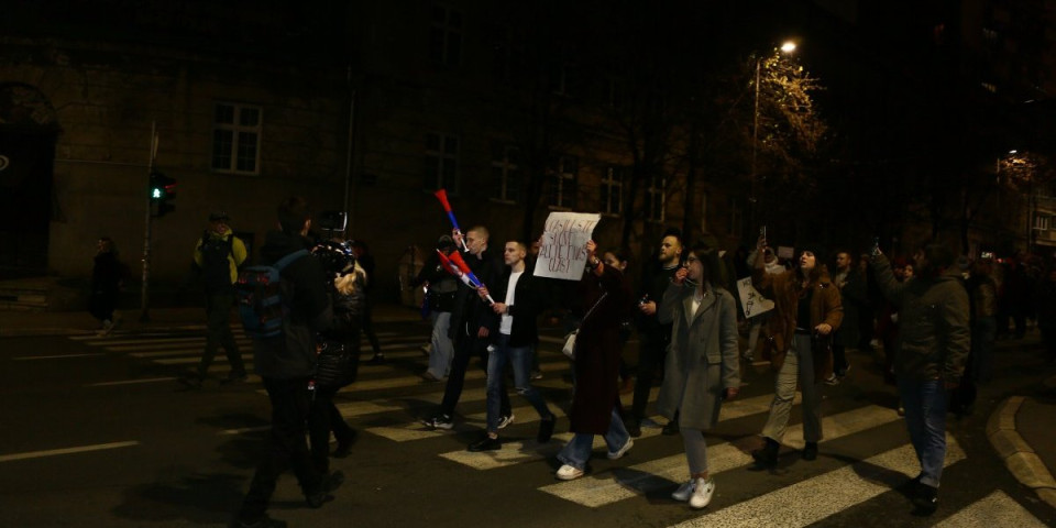 Sad je sve još jasnije - Hrvatski sabor otvoreno podržao nasilne proteste u Srbiji!