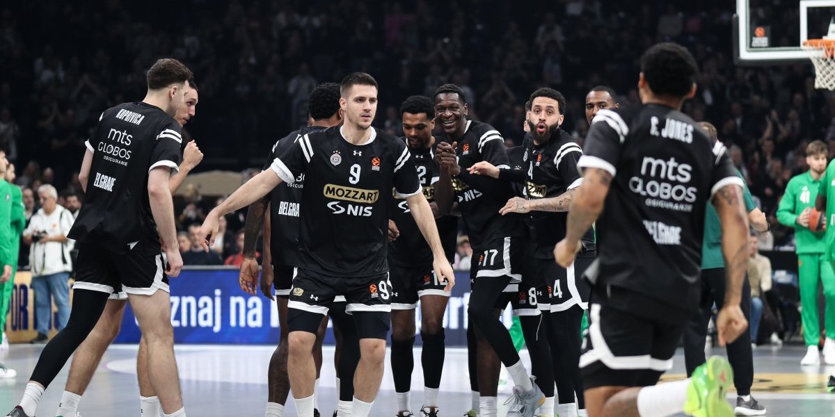 Partizan srušio Albu, "grobari" bljuju vatru: "Želudac boli od vas, osedeli smo, da li ste normalni?"