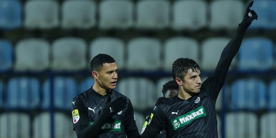 Crno-beli u duhu darivanja! Besplatan ulaz na meč sa IMT-om!