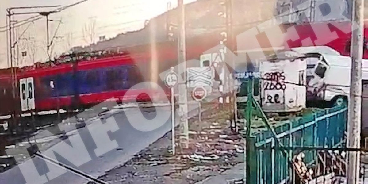 Udes kombija i voza u Kijevu