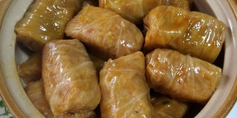 Najbolji recept za slavsku sarmu star 100 godina: Meso se topi u ustima, a miris obara sa nogu