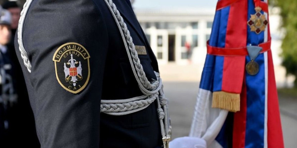 Božić je zavet! SAJ ima moćnu poruku i još moćniju sliku za najradosniji hrišćanski praznik (FOTO)