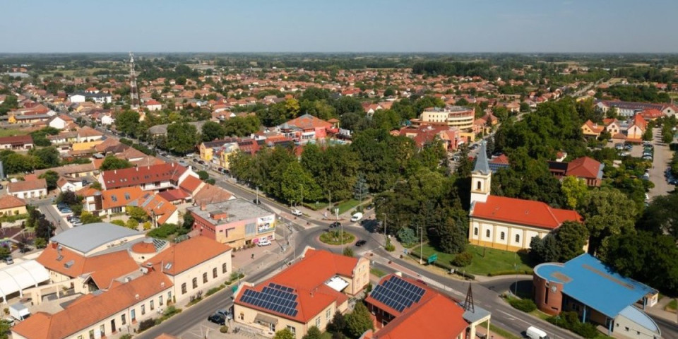 Banja koju Srbi obožavaju, a nije u Srbiji: Oaza mira, toplih bazena i savršenog odmora za 1. maj