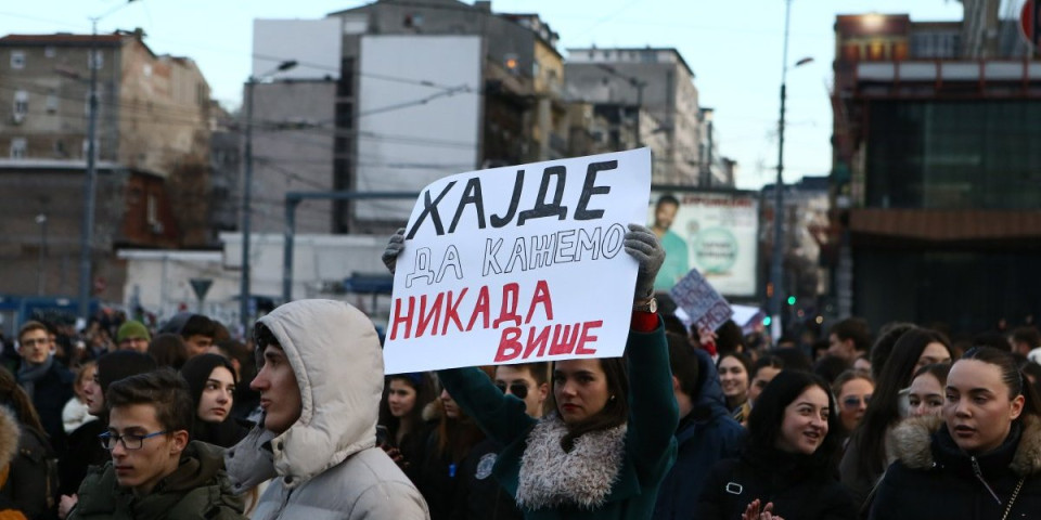 "Na pauzi smo, ne primamo donacije!" Skandalozna objava Prirodno-matematičkog fakulteta (FOTO)