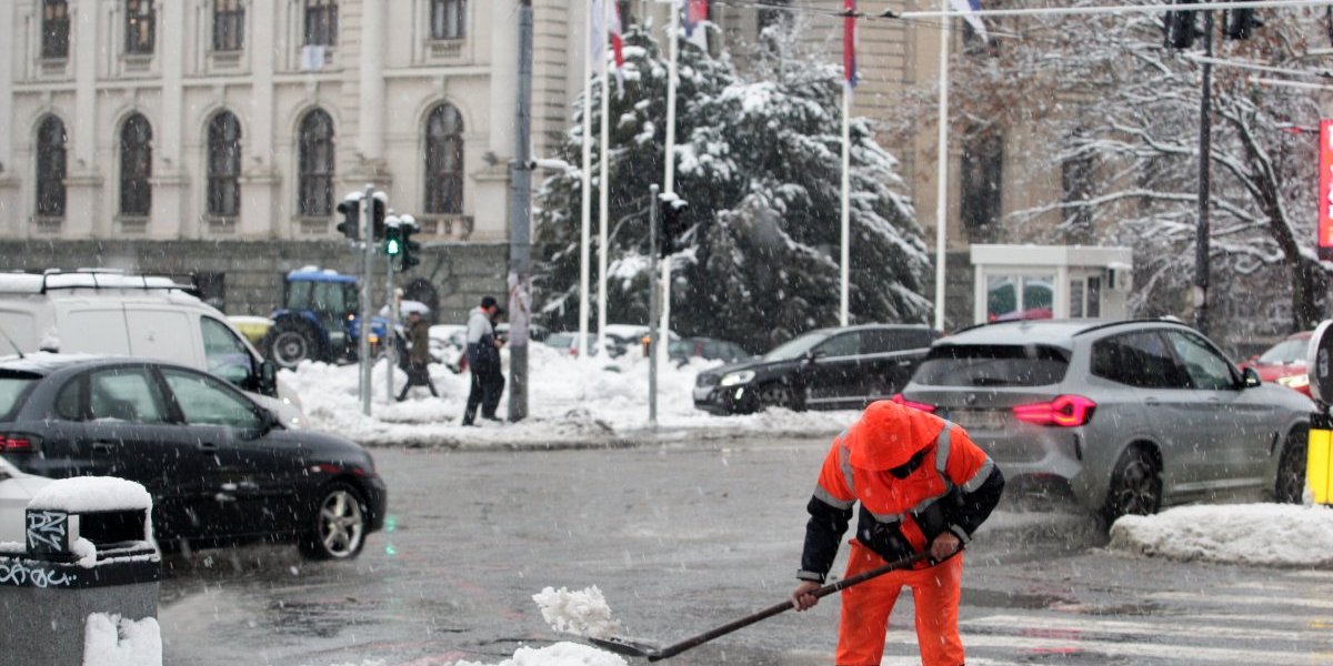 OPREZ! "Crni led" paralisao Beograd: Pravi pakao za vozače, ovo je jedna od najopasnijih stvari