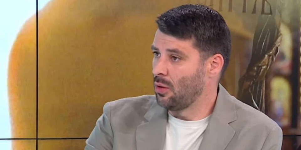 "Studenti su stradali kao Isus": Ljudi, poslušajte šta govori ovaj čovek - Nije ni čudo što je proteran iz SPC (VIDEO)