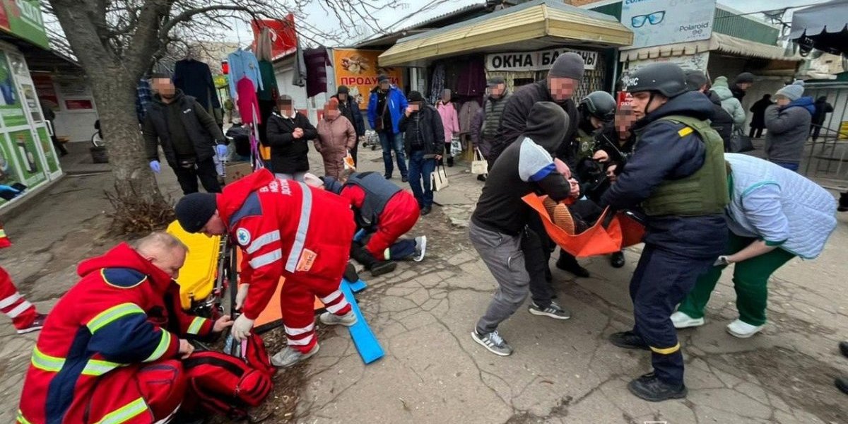 Ruski dron napravio horor na ukrajinskoj pijaci, ima ranjenih! (FOTO)