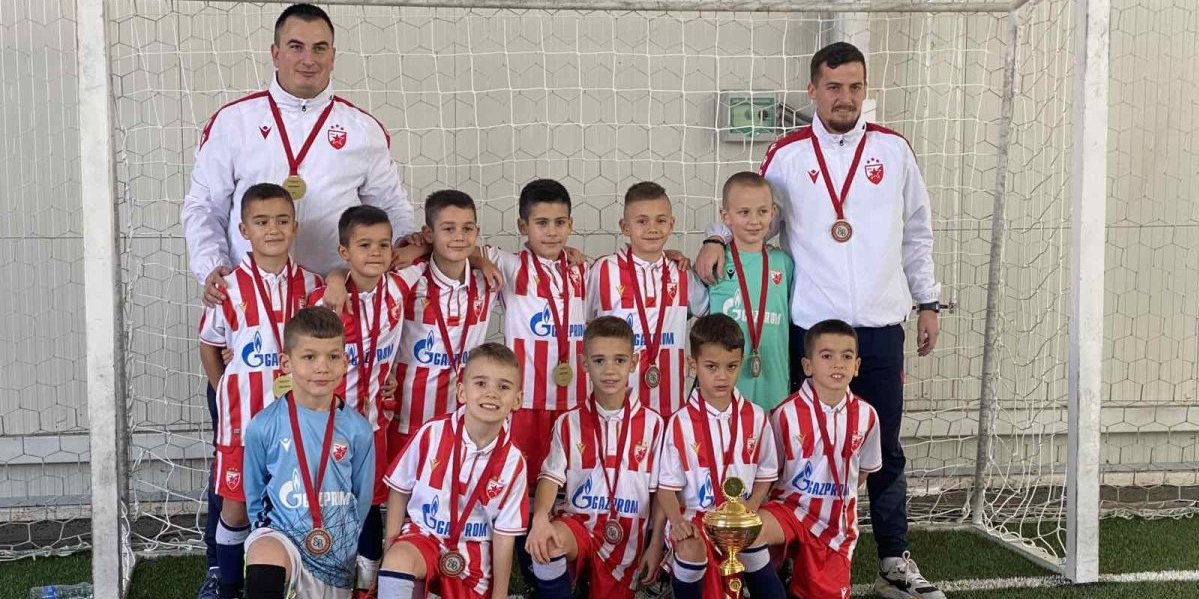 Crveno-beli ne brinu za budućnost! Zvezdini biseri izdominirali, osvojili trofej uz gol razliku 18:0