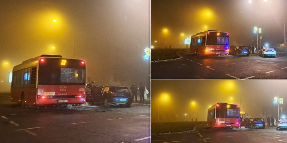 Automobil smrskan posle sudara sa autobusom! Užasne scene na Novom Beogradu (FOTO)