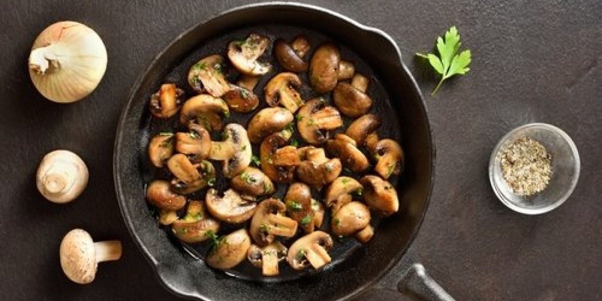 Osam pečuraka za skoro 5.000 evra: Cena na pijaci nikad viša - Evo ko ih je kupio