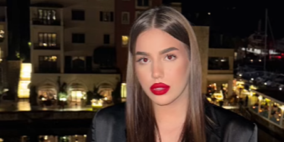 Una Čolić otkrila telo - Crni minić i gole grudi zapalile mreže (FOTO)