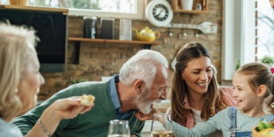 Ukoliko ste u dilemi šta da spremite porodici ili gostima, donosimo vam jednostavan, a jeftin i ukusan recept. Reč je o rižotu sa spanaćem koji je idealan obrok u prolećnim i letnjim mesecima.