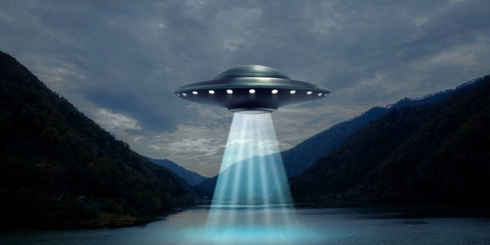 Snimljen ogromni vanzemaljski brod? Gore mreže zbog jedne teorije - Nismo sami?!