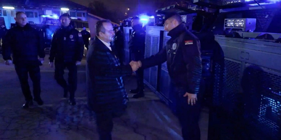 Srpska Nova godina u Policijskoj brigadi- Ministar Dačić: Za njih nema praznika (FOTO/VIDEO)