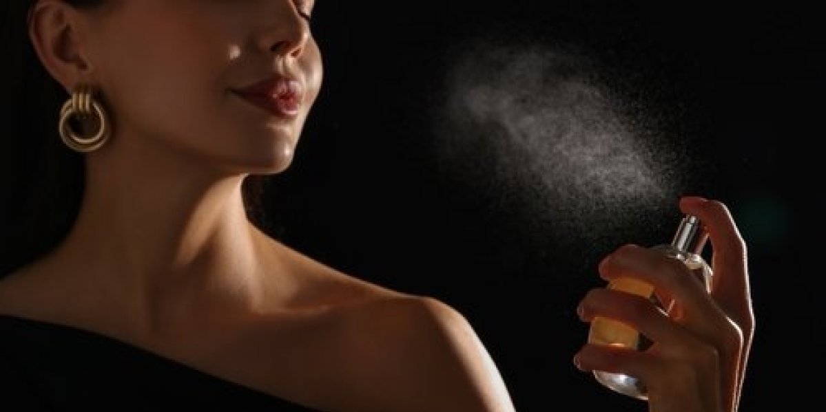 5 grešaka kod nanošenja parfema: Otkrijte tajne pravilne upotrebe mirisa koji osvaja