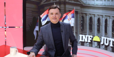 Šef poslaničke grupe SNS Milenko Jovanov oglasio se danas na društvenoj mreži X, gde je "udario" jako po Draganu Šolaku i Draganu Đilasu.