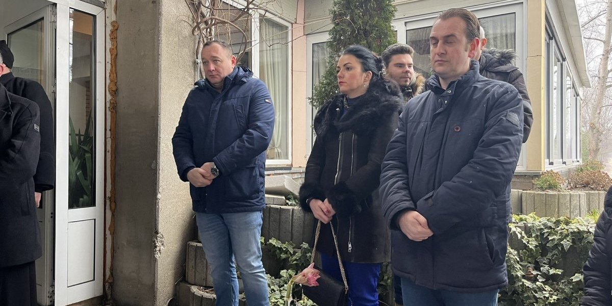 Gradonačelnica Loznice Dragana Lukić sa saradnicima