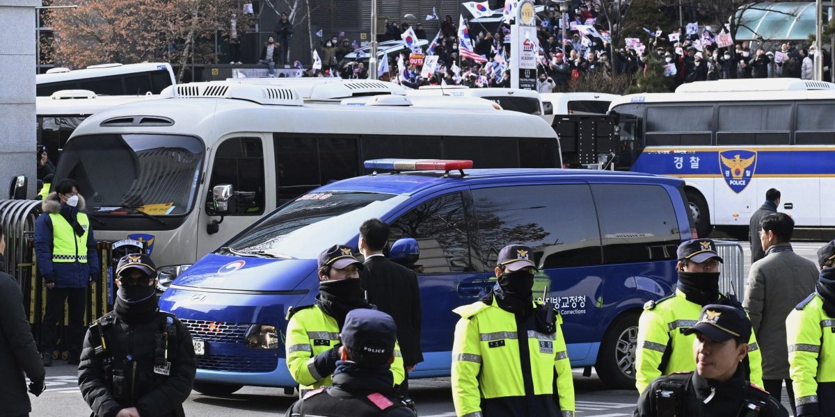 Nastavlja se drama u Južnoj Koreji! Pristalice bivšeg predsednika upale u sud, Jun u samici!