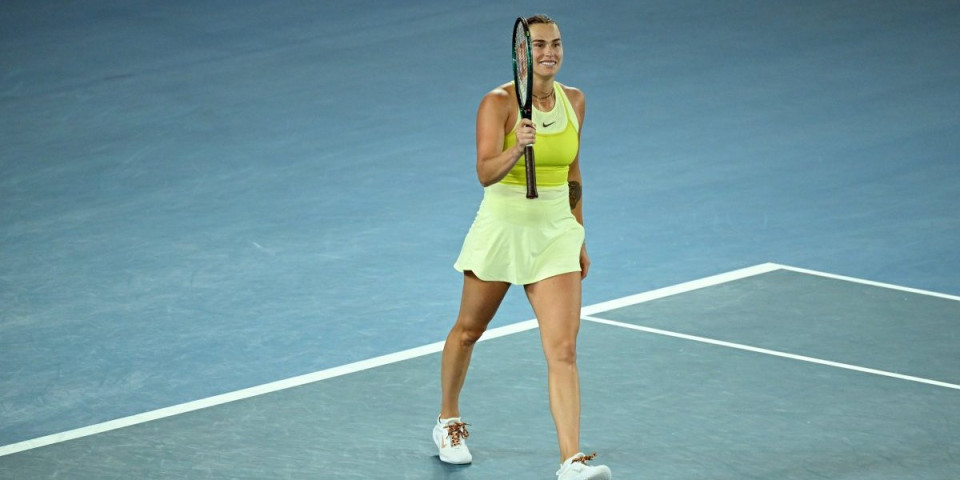 Pa ovo je hit: Sabalenka napravila šou u Melburnu! Obećala Badosi skupocen poklon pa shvatila da je pogrešila (VIDEO)