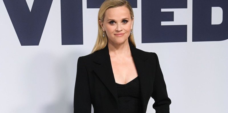 Savršena haljina za sve prilike! Odlično stoji svakoj ženi, skida kilograme i godine (FOTO)