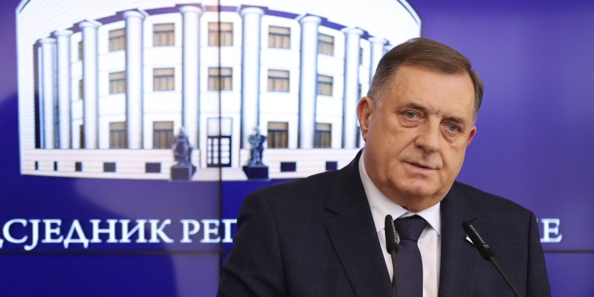 SRPSKOJ UKRALI 750 MILIONA! Dodik obelodanio brutalnu bankarsku prevaru: Vratite pare ili ćemo vas zatvoriti!