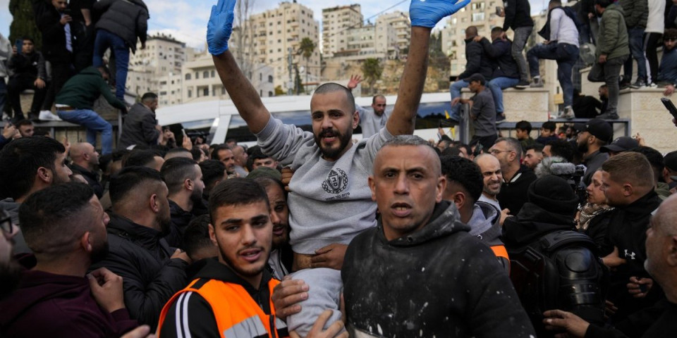 (FOTO) Slavlje na ulicama Gaze! Izrael oslobodio 200 palestinskih zatvorenika!