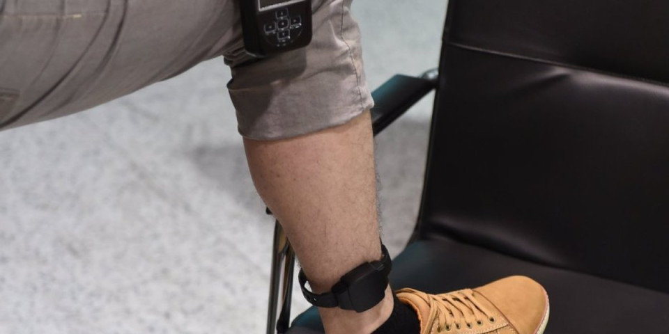 Deset džakova brašna i jedan paket ulja: pet meseci u kućnom zatvoru