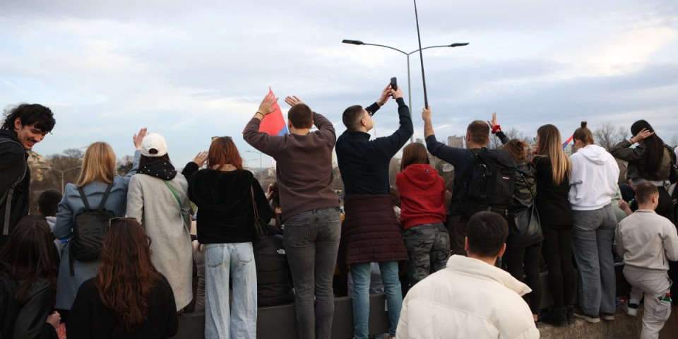 Jedan od glavnih promotera protesta, ''kralj obrva'' Branko Babić potvrdio: Svi zahtevi studenata su ispunjeni!