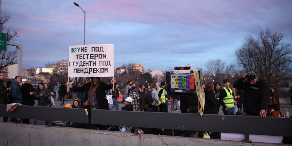 "Gledajte da ne završite kao pro-pali studenti!" Korisnik društvene mreže Iks poslao jasnu poruku blokaderima! (FOTO)