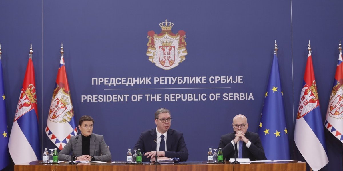 Očekujem smenu više od 50 odsto ministara! Vučić: Što hitnije rekonstruisati Vladu