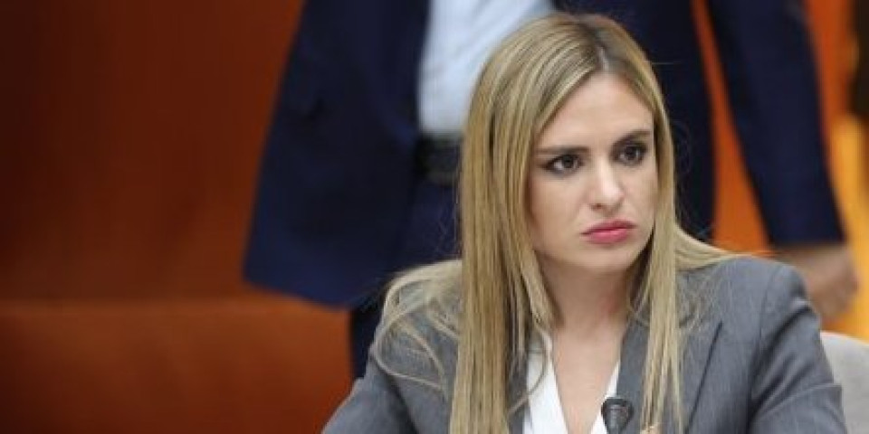 Oglasila se ministarka: Otkrila šta su u stvari danas blokaderi uradili u Kruševcu - Evo ko je žena koja je bila među njima (VIDEO)