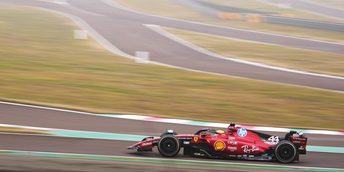 Jeziv sudar u Barseloni! Hamilton se zakucao u zaštitnu ogradu!