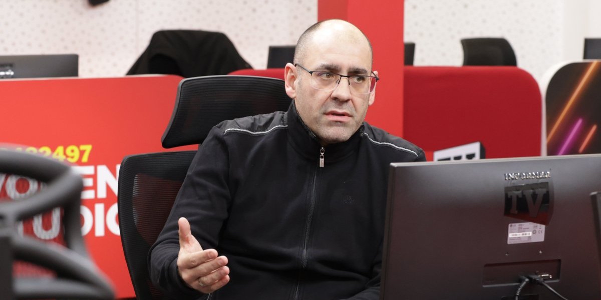 Podrška bratu i prijatelju! Đukanović osudio napad na Nikolu Selakovića: Srbiju u građanski sukob nećete uvesti gospodo! (VIDEO)