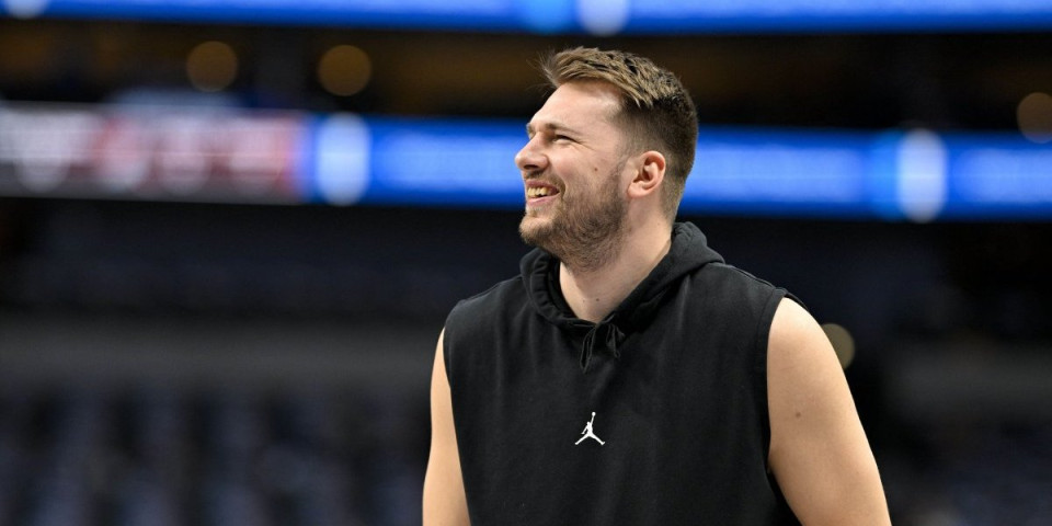 Da, to se desilo! Prvo oglašavanje Lejkersa posle trejda koji je izazvao zemljotres! (FOTO)