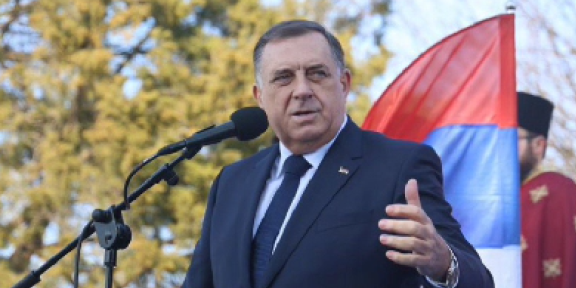Dodik na komemoraciji u Drakuliću: Stojimo iza demokratske i jedinstvene Srbije koju predvodi Aleksandar Vučić! (VIDEO)