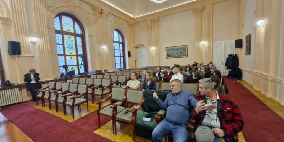 Incident na sednici Skupštine grada u Užicu! Intervenisala i policija