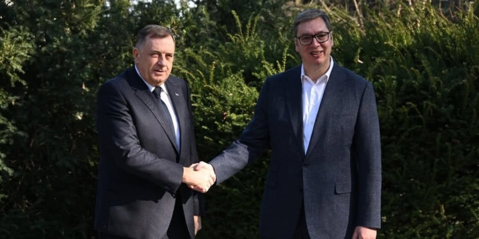 Vučić se sastao s Dodikom: Suštinski važan sastanak o ključnim pitanjima za budućnost Srbije i Republike Srpske (FOTO)