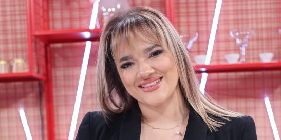 Još jedna pevačica prevarena: "Uzeo mi je 1.800 evra da me ubaci u Ceca šou i Amidži"
