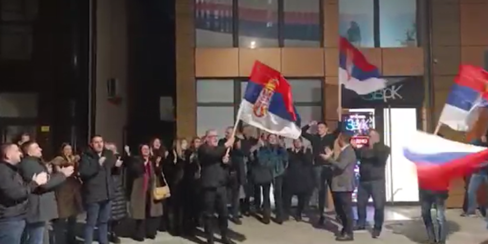 Srpski narod pokazao kome veruje! Slavilo se do jutra! Srpska lista apsolutni pobednik (VIDEO)