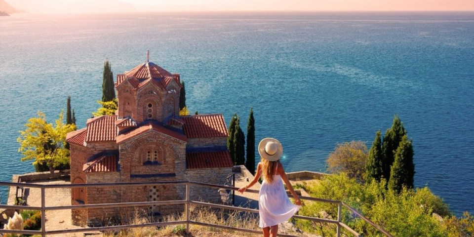 Najlepša jezera u komšiluku za 1. maj: 2 bajke na dohvat ruke - savršen izbor za praznik