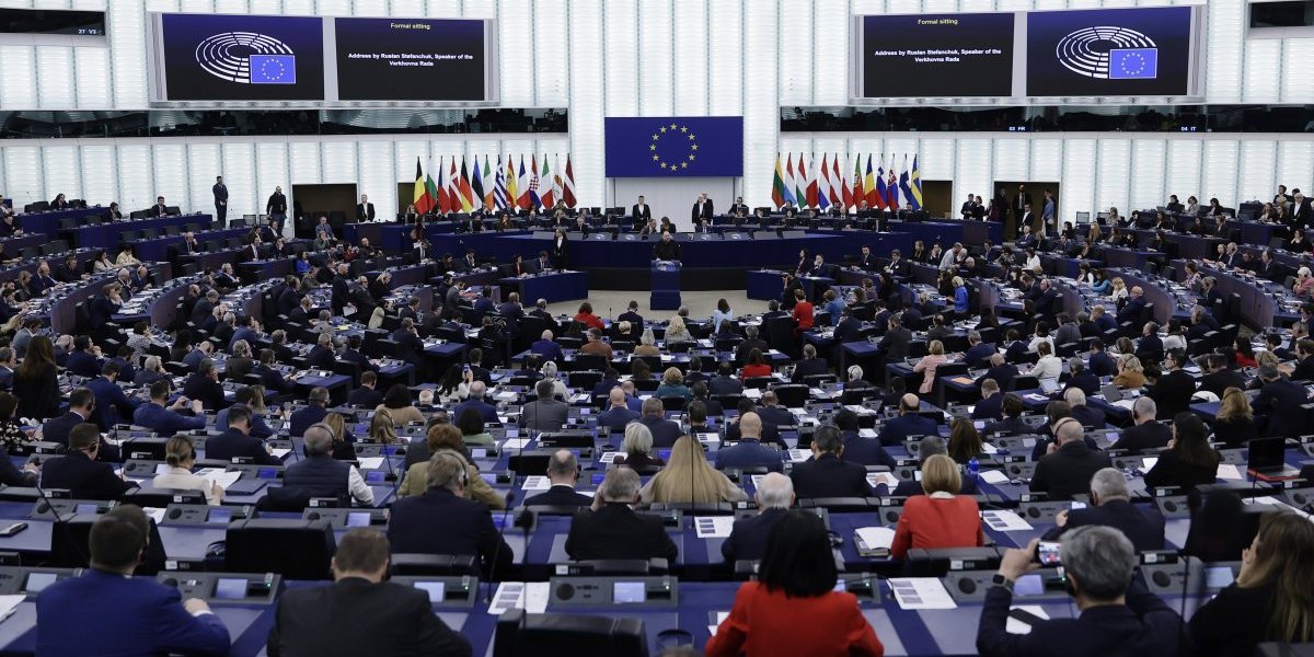 Ko stoji iza rezolucije Evropskog parlamenta o Srbiji?