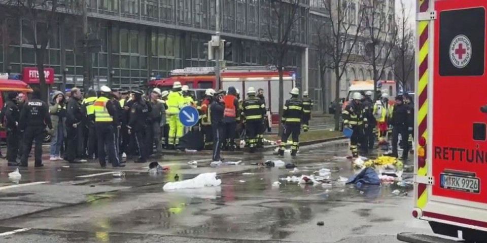 (FOTO) Užas! Pokosio ljude pred dolazak Zelenskog! Horor u Minhenu!