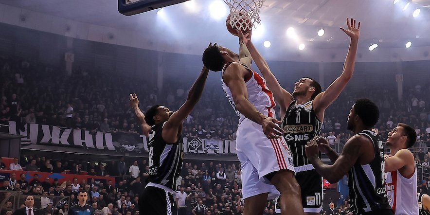 NBA superstar obažava da gleda večiti derbi! Evo šta je rekao o duelima Zvezde i Partizana