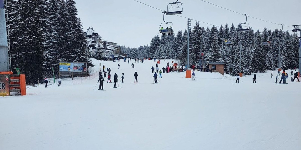 Zemljotres večeras pogodio Srbiju! Treslo se u blizini poznatog skijališta