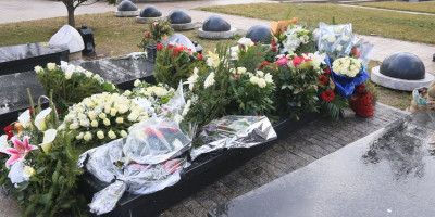 Šok u Aleji zaslužnih građana: Ostavljen neprocenjiv predmet na grobu Šabana Šaulića