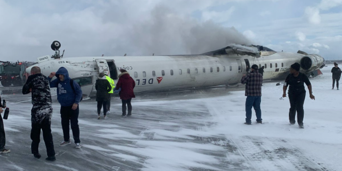 Lažna rođaka napravila Vanji pakao od života! Srpska stjuardesa u žiži javnosti, razlog je avionska nesreća!