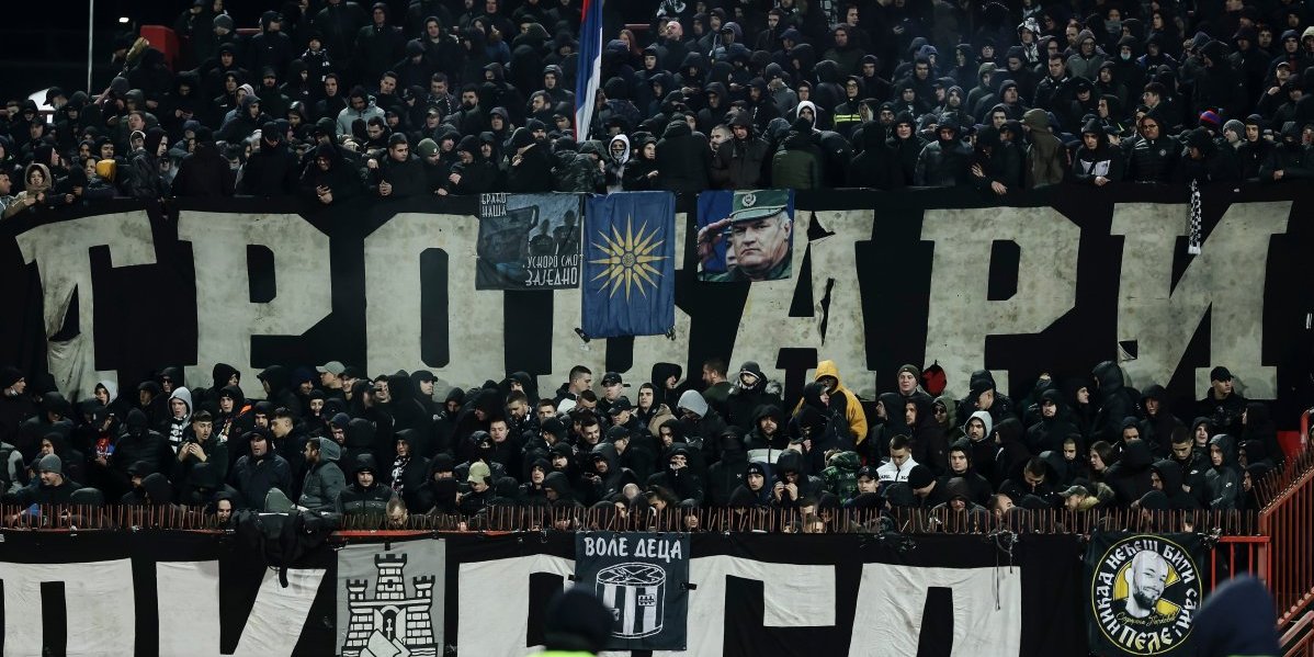 "Grobari" stigli na "Marakanu"! Pogledajte dolazak navijača Partizana na stadion Zvezde